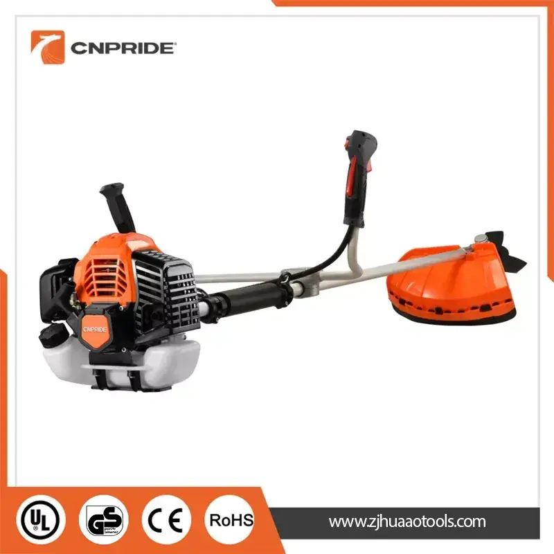 Tại sao chọn máy cắt cọ xăng động cơ gas 52cc có thể thay đổi trải nghiệm làm vườn của bạn?
